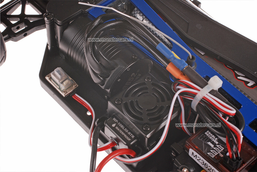 ***Himoto 1:10 Brushless Bad Boy Blue