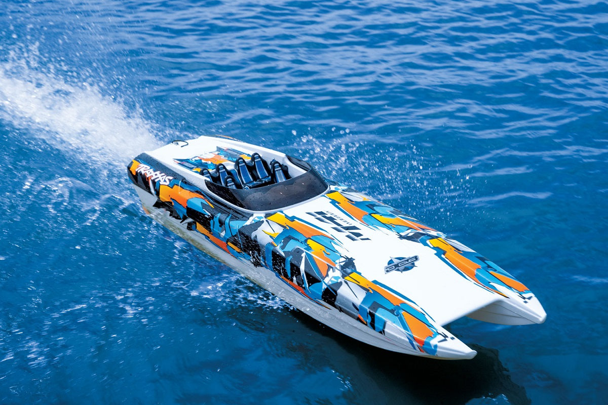 Traxxas DCB M41 Catamaran Speedboot TQi TSM Groen